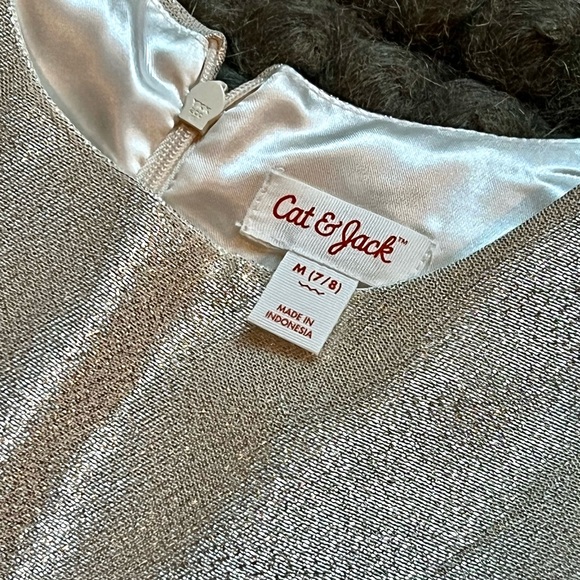Cat & Jack Girls NWOT Gold & Cream Holiday Dress - Picture 2 of 5